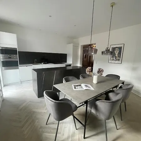 Luxury In The Centre Of Apartment *
